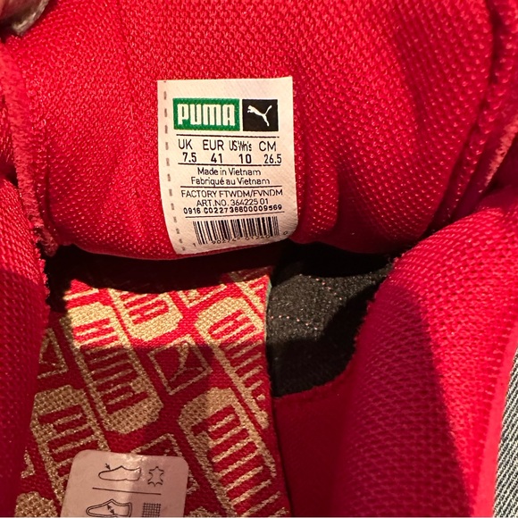 Puma Suede Classic in Barbados Cherry / High Risk Red - Picture 8 of 9